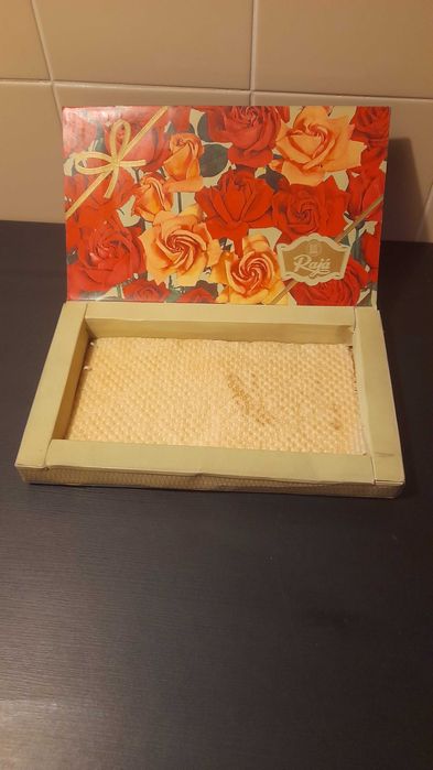 Rara caixa chocolates rajá