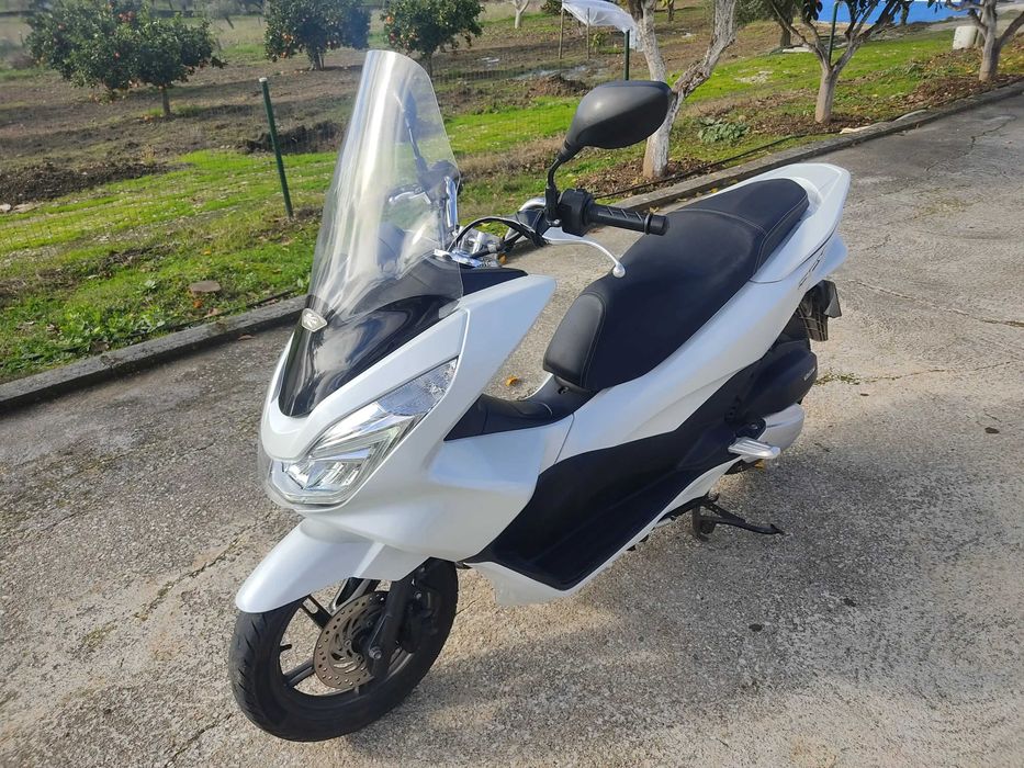 Honda PCX Scooter