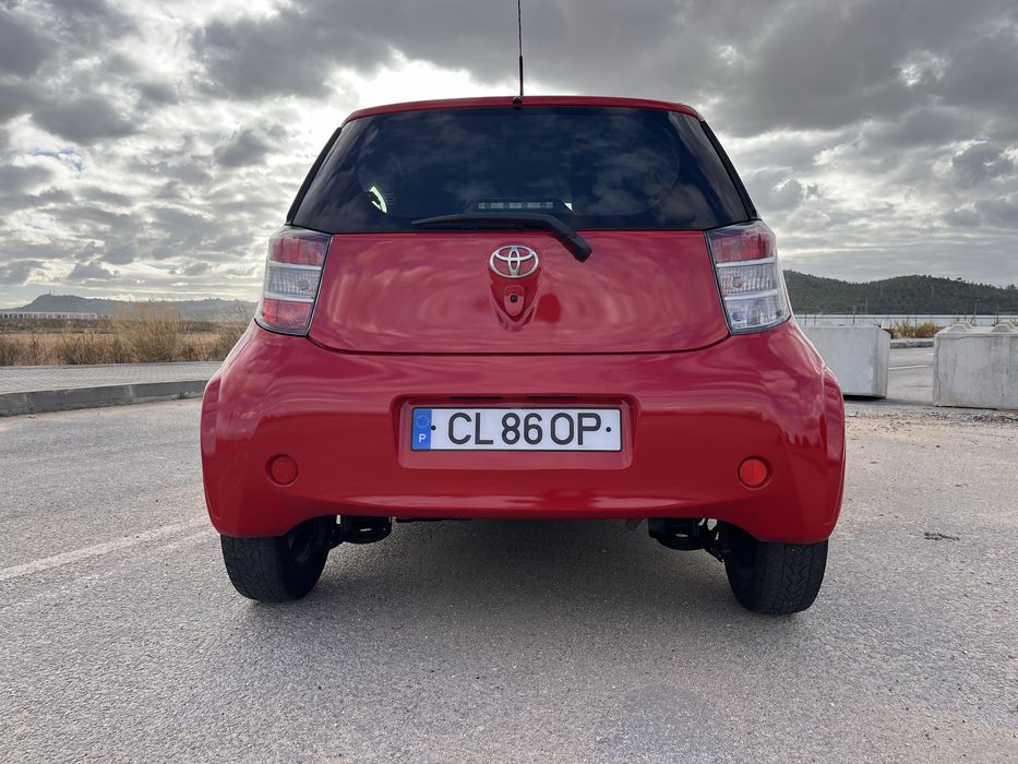 Toyota  IQ 1.0 vvt-i