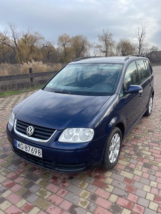 Продам Фольксваген Тоуран 2006г.в. 1,9 турбодизель