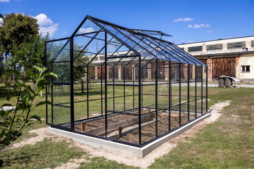 Szklarnia ogrodowa szklana z montazem w cenie