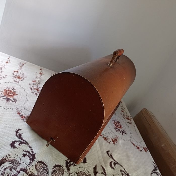 Продам кришку(чохол)для швейної машини