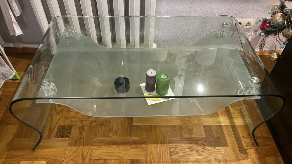 Стіл скляний журнальний