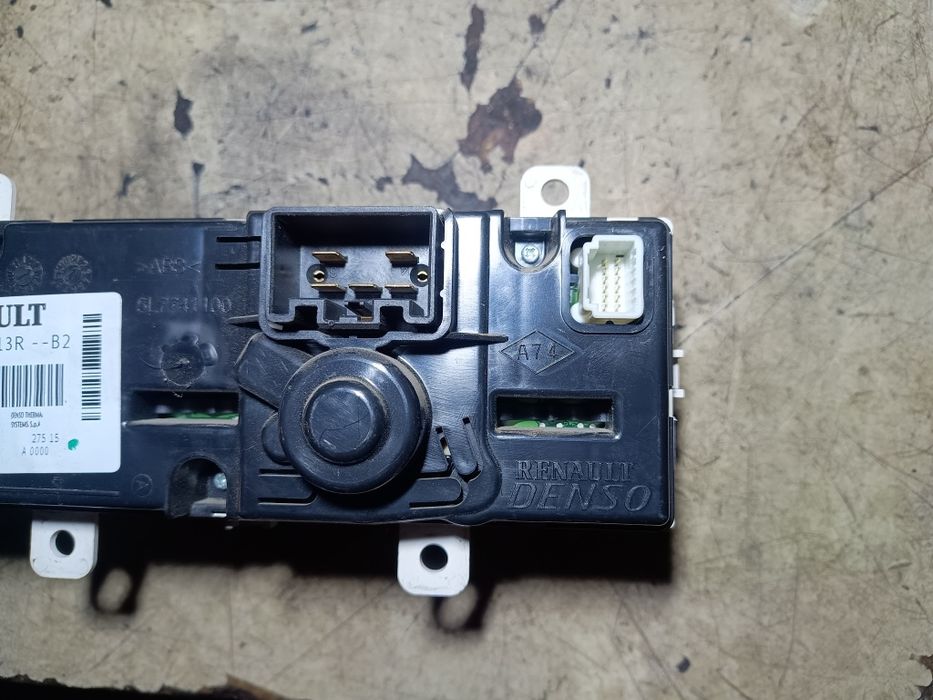 Panel nawiewu klimatyzacji Opel Movano B renault master III 10- oryg