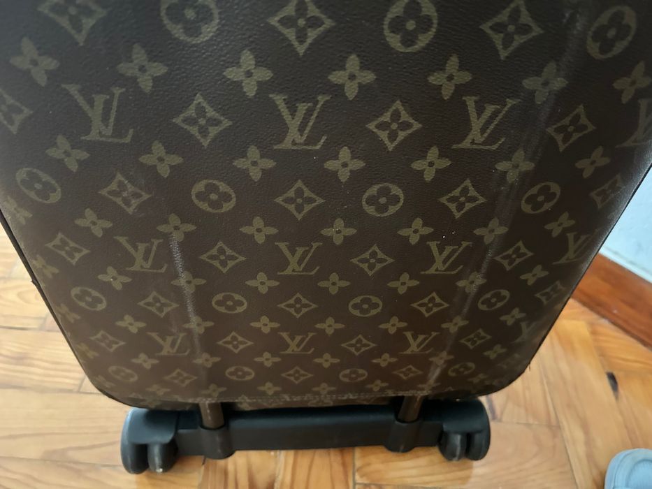Mala de viajem Louis Vuitton com rodas
