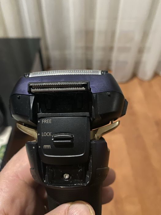 Продам електробритву в дуже чудовому стані панасонік