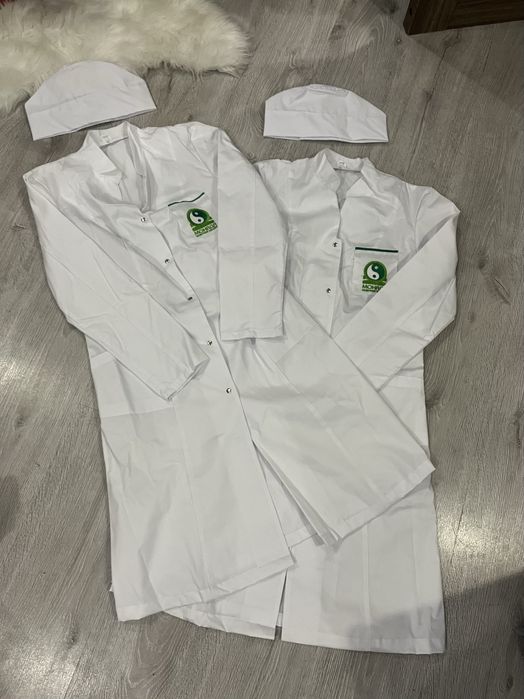 Нові 2 пари Халатів+2 шапочки