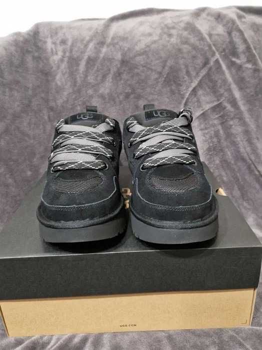 UGG Lowmel Black r.39