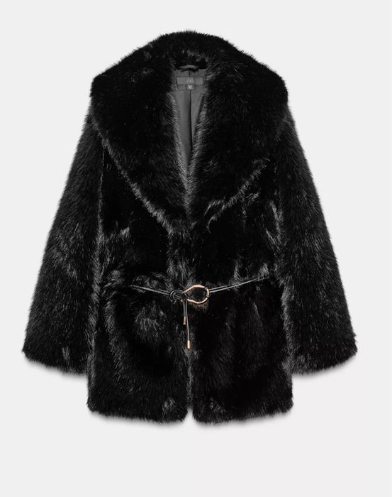 Продам шубку чорну Zara розмір М