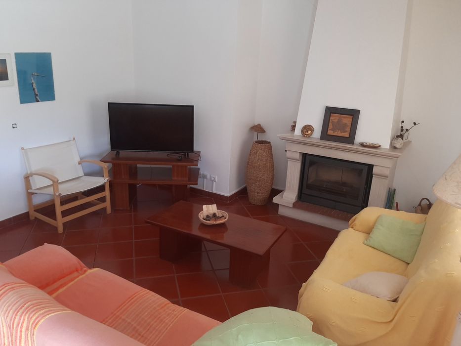 Quartos para arrendar em apartamento T3 na Covilhã