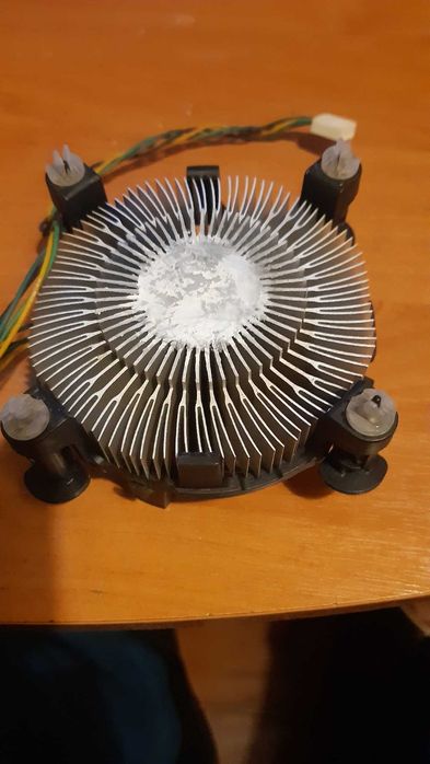 Кулер під Intel процесор