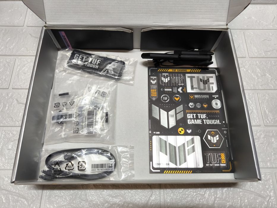 Материнська плата Asus TUF GAMING Z890-PLUS WIFI