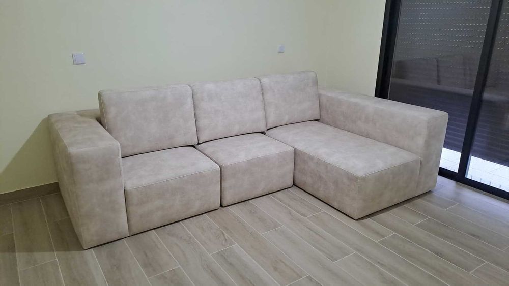 Sofá modular completamente novo, valor negociável