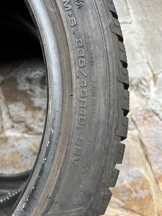 Шины б/у GOODYEAR 235/45/18