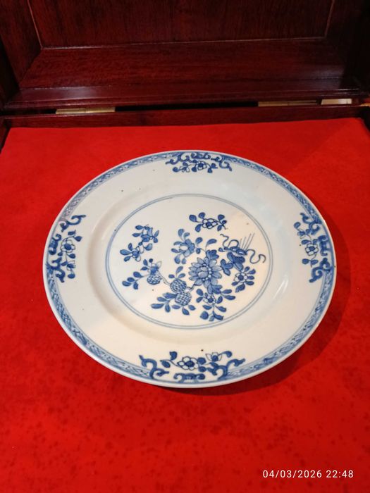 Prato Porcelana Chinesa China Séc XVIII 23,2 cm Companhia das Índias