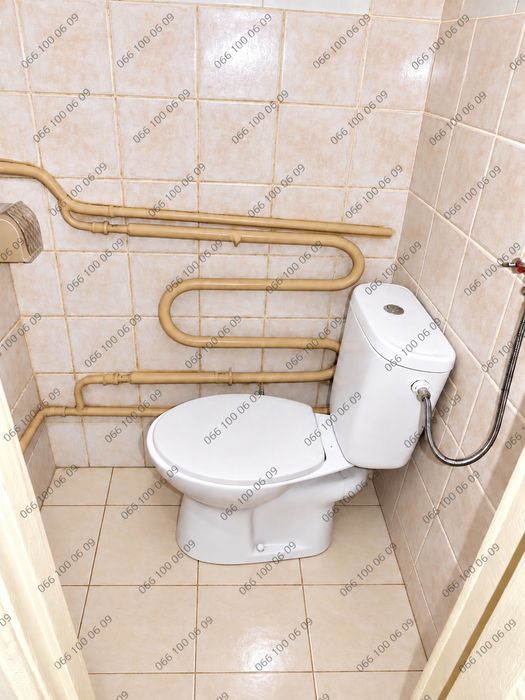 Продам частину будинку м. Вишневе вул. Молодіжна, заг. 51,20 м², є гараж та літня кухня