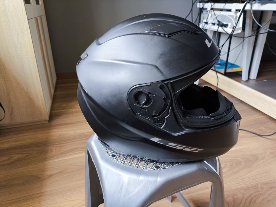 Capacete LS2 preto
