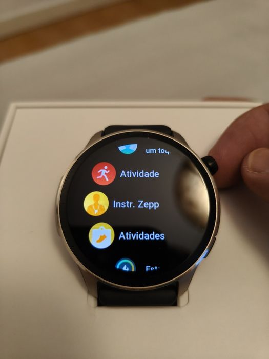 Smartwatch AMAZFIT GTR 4