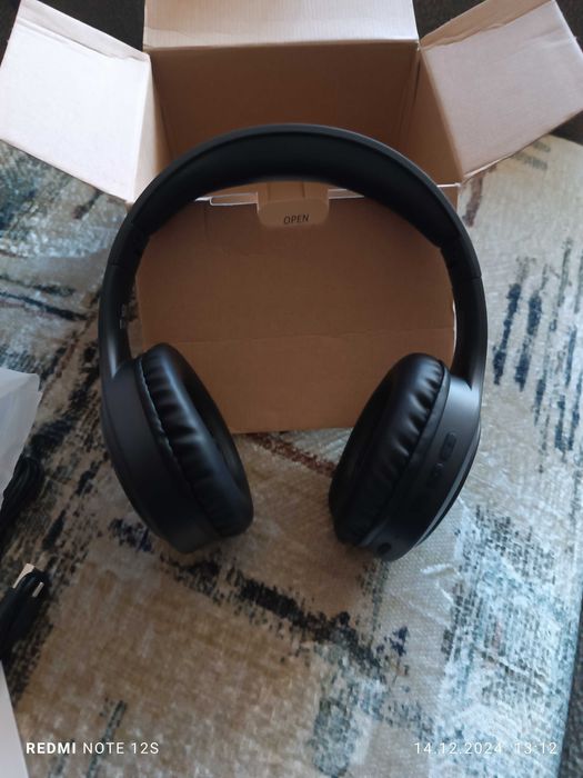 Bluetooth Наушники новые