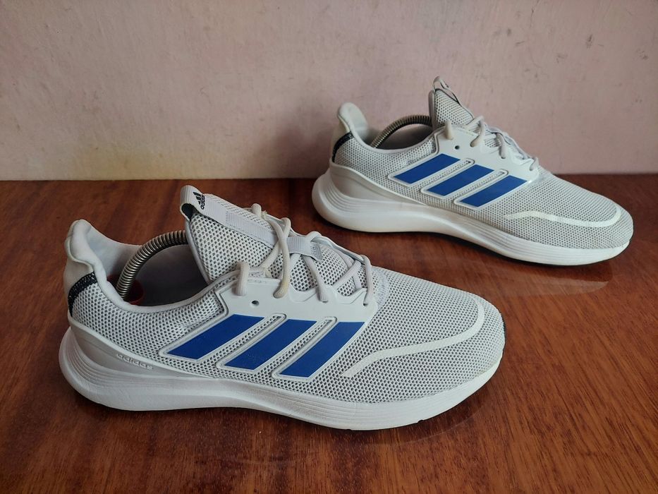 Кроссовки фірми Adidas ENERGYFALCON оригінал 


Розмір по бірці:
Us  1