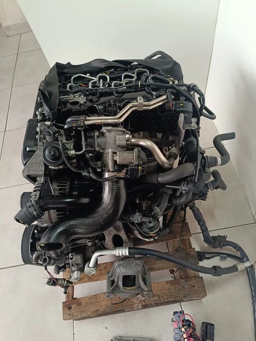 motor audi A4 2.0TDI 143cv CAG caixa velcidades automatica - LLM ano
