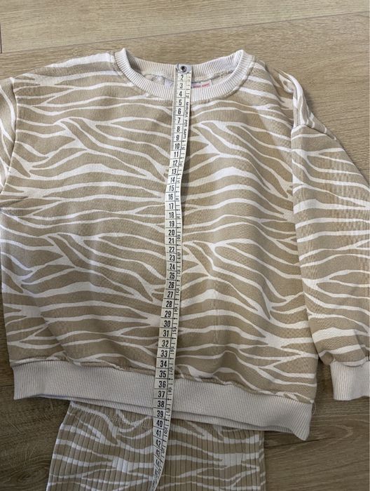 Весняний костюм ZARA