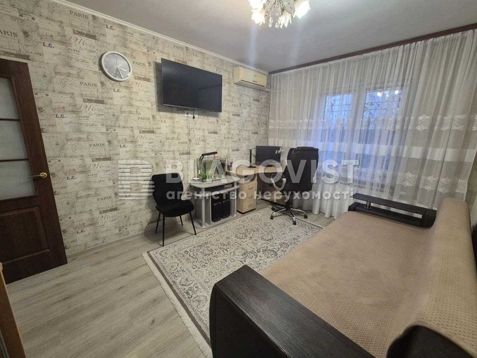 Продаж 2-кім на Ващенка 5, м Осокорки, Позняки