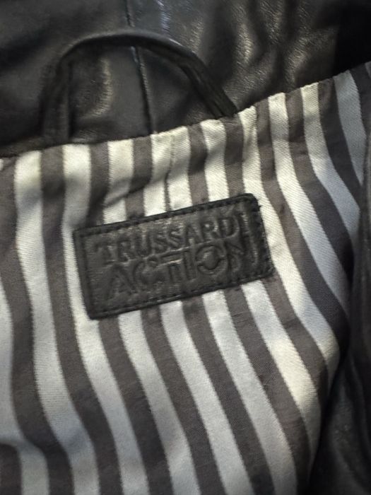 Шкіряна куртка Trussardi