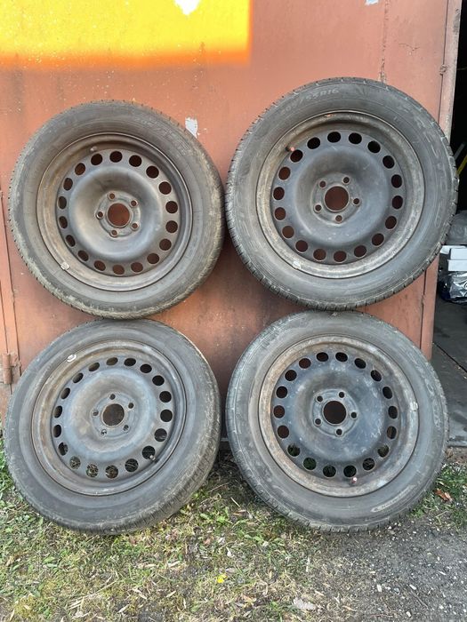 Opony letnie na felgach stalowych R16