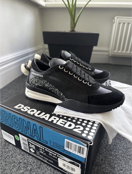 Шкіряні жіночі чорні кросівки з глітером dsquared2