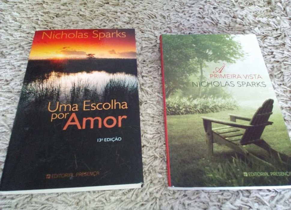 Dois livros do autor Nicholas Sparks