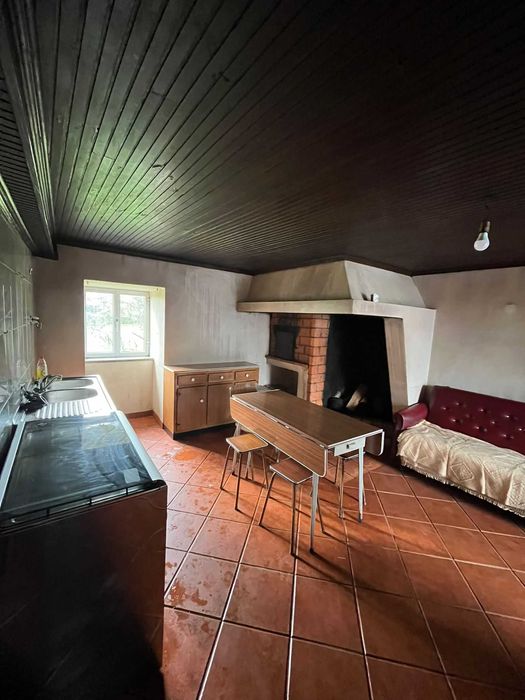 Casa de aldeia - 22 kms da cidade