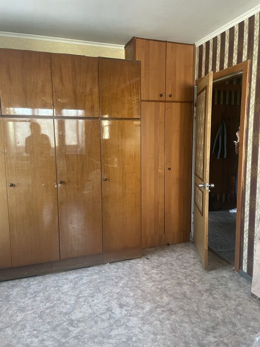 Продаю трикімнатну квартиру