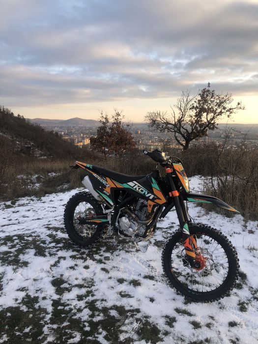 Продам кові адванс 300