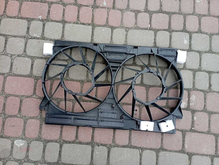 Audi Q7 4M Телевізор Передня Панель Раіаторів