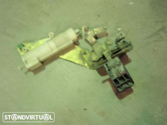 Fechadura esquerda - Fiat Uno