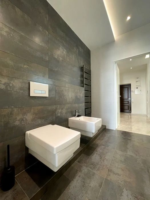 Здам в оренду 2-к Золоті ворота Гончара 12