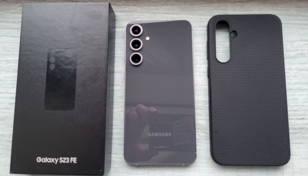 Продам телефон Samsung S 23FE 128GB