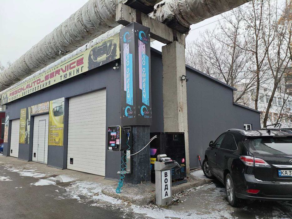 Готовий бізнес. Вендінговий автомат з продажу склоомивача GWater