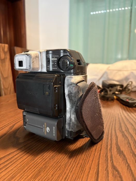 Vendo máquina Sony Handycam SC8