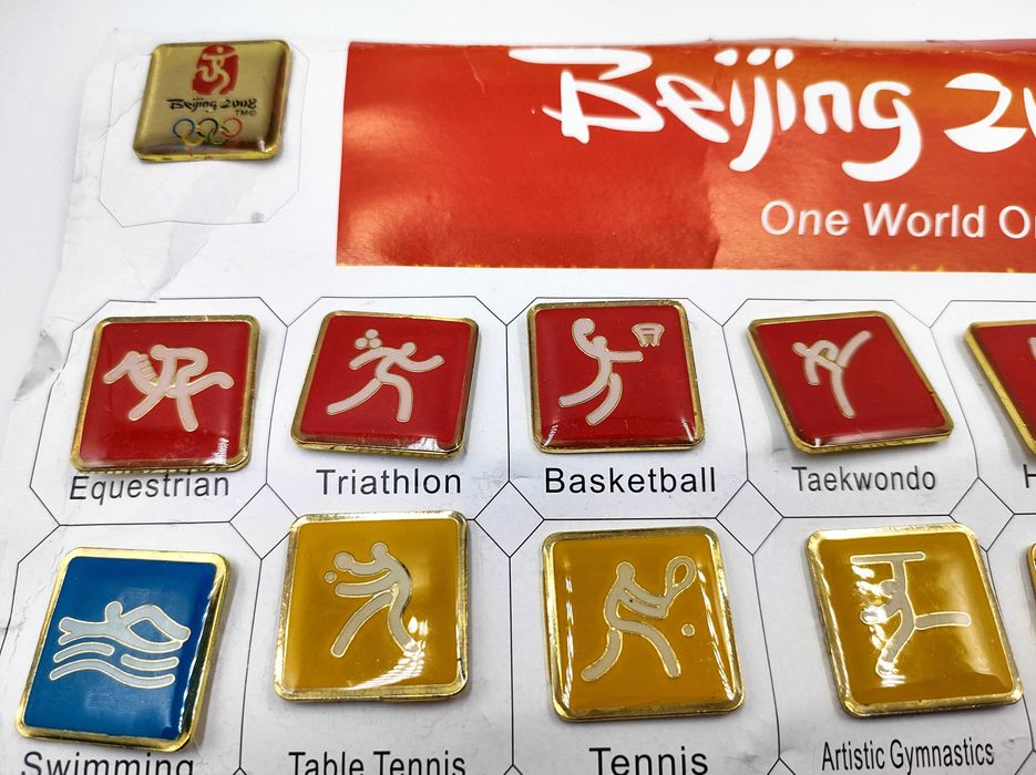 Значки оригінальні олімпіада Пекін Китай 2008
