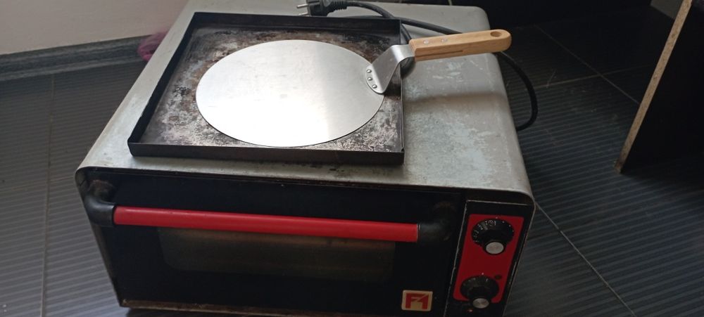 Электропечь для пиццы