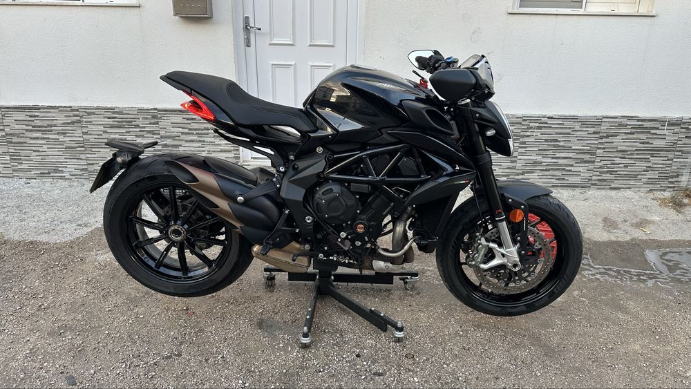 MV Agusta Dragster 800r 2025
