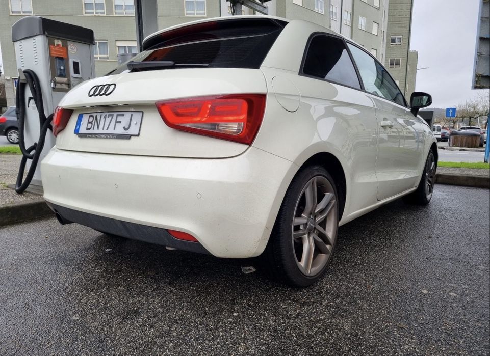 Audi A1 S-Line teto panoramico