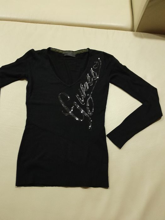 Camisola  Guess em bico