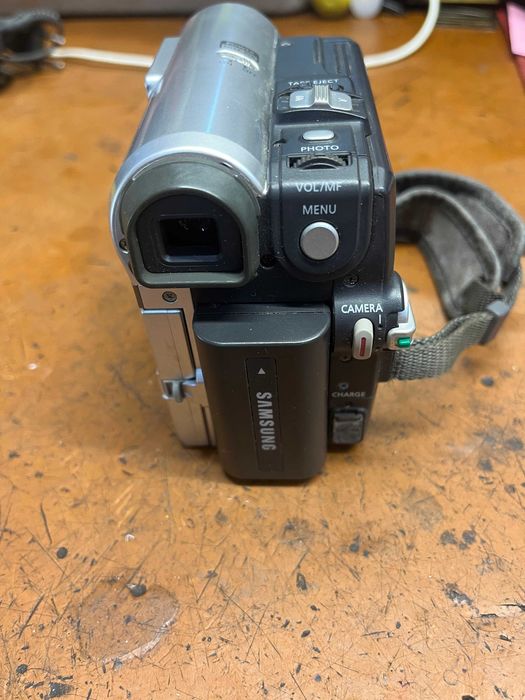 Відеокамера Samsung Digital Cam Corder model  VP-D352 аккумулятор неробочий