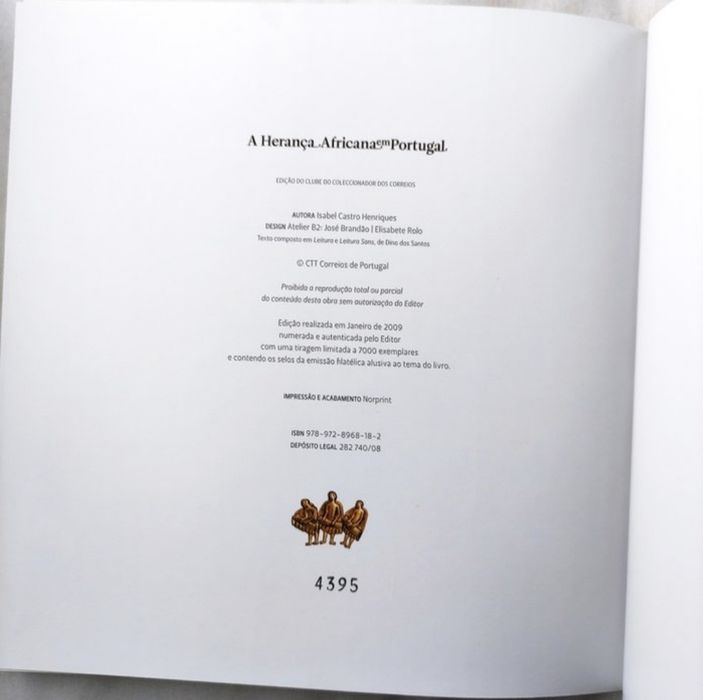 Livro "A Herança Africana em Portugal" -  CTT Selos