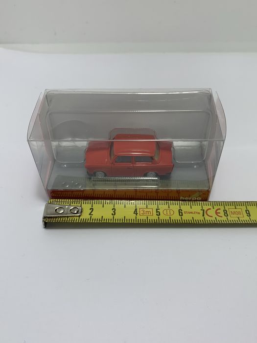 Trabant 1.1 da Herpa escala 1/87