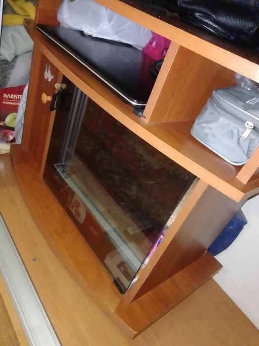 Тумба під телевізор