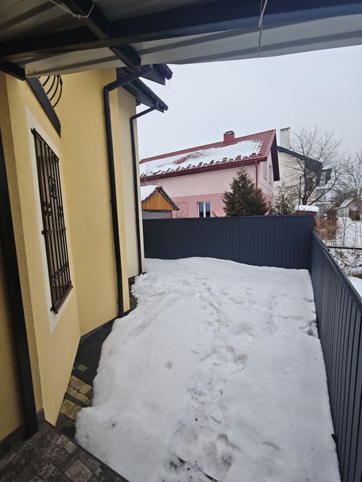 Тривала оренда будинку у Львові по вул  Землероба